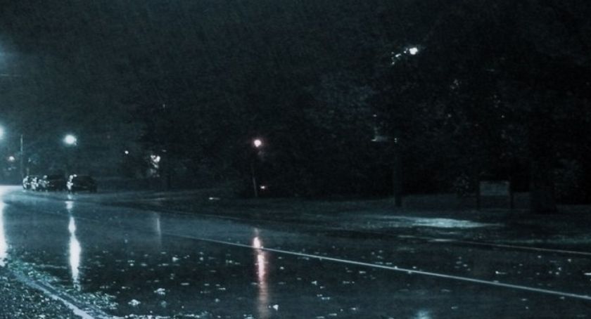 Brutalne pobicie w nocy na Starówce. Gdzie są sprawcy?