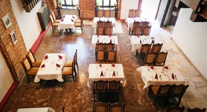 W toruńskim hotelu odbędzie się licytacja prac pracowników UMK