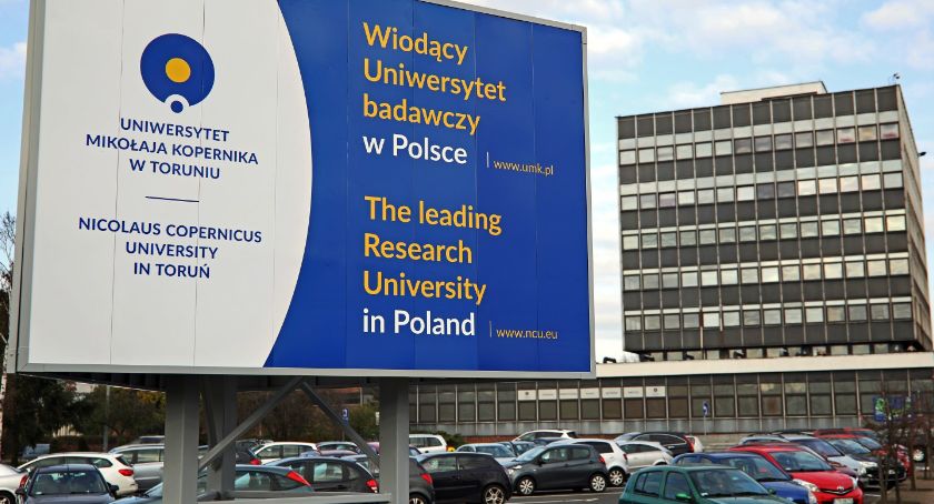 Koronawirus. UMK podjął decyzję ws. nauczania zdalnego