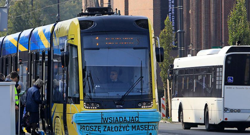Koronawirus. MZK w Toruniu wprowadza nowe obostrzenia