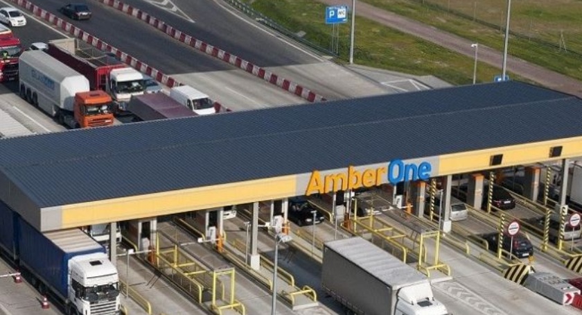 Karambol pod Toruniem. Są osoby poszkodowane