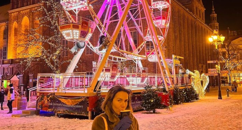 Znana aktorka poczuła magię świąt w Toruniu