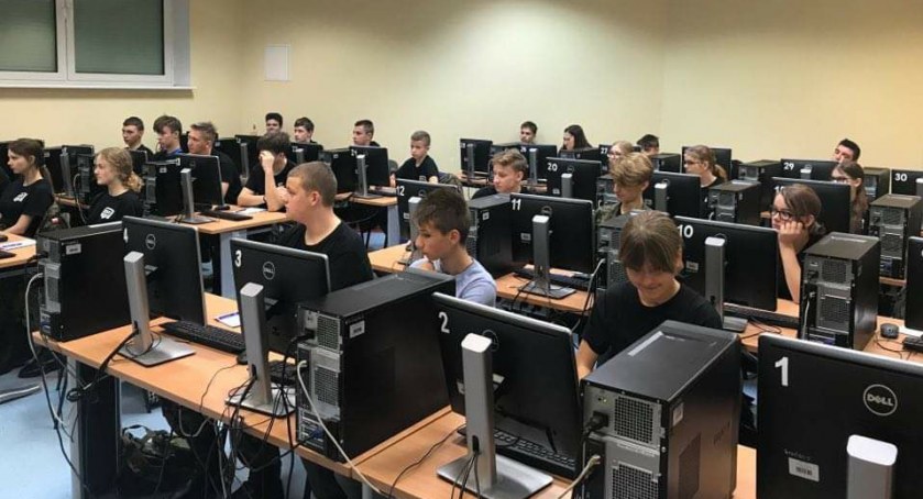Zespół Szkół Technicznych w Toruniu dostosowuje się do potrzeb gospodarki