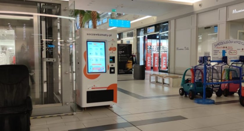 Jak nasze miasto rozwija polską myśl technologiczną? Soczewki z automatów