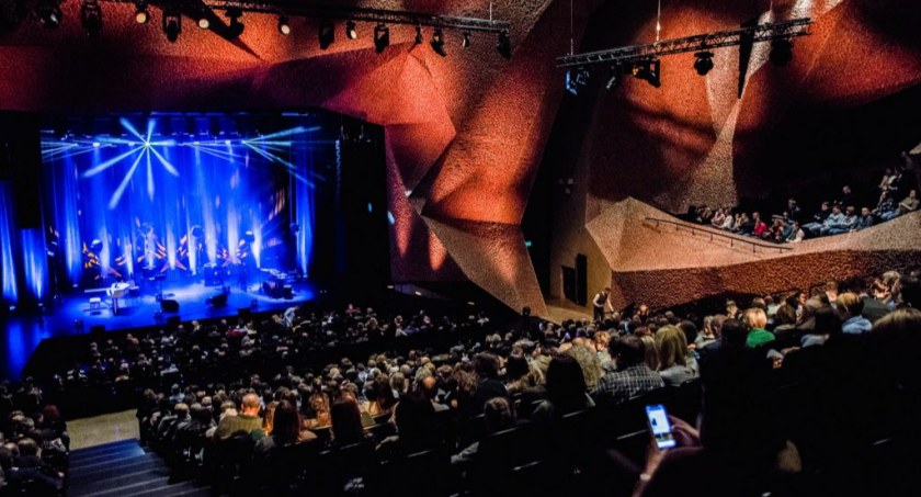 W Toruniu odwołano koncert artysty, którego odznaczył Putin