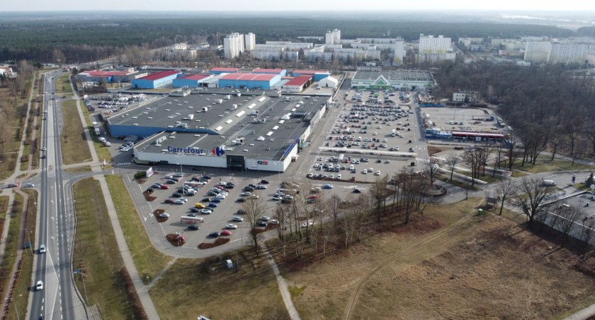 Powstaje największy w Toruniu kompleks handlowy