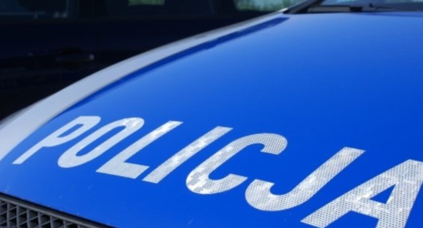 33-latek ledwo widział na oczy, ale jechał autem przez centrum Torunia