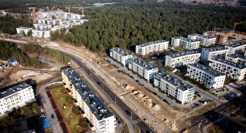 Kontrowersyjna decyzja radnych ws. zmiany nazwy osiedla JAR