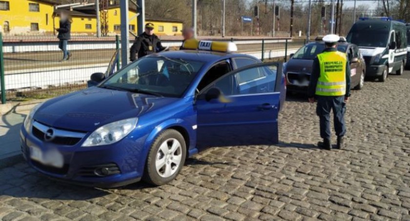 Służby „wyeliminowały” pseudotaksówkarzy z Torunia