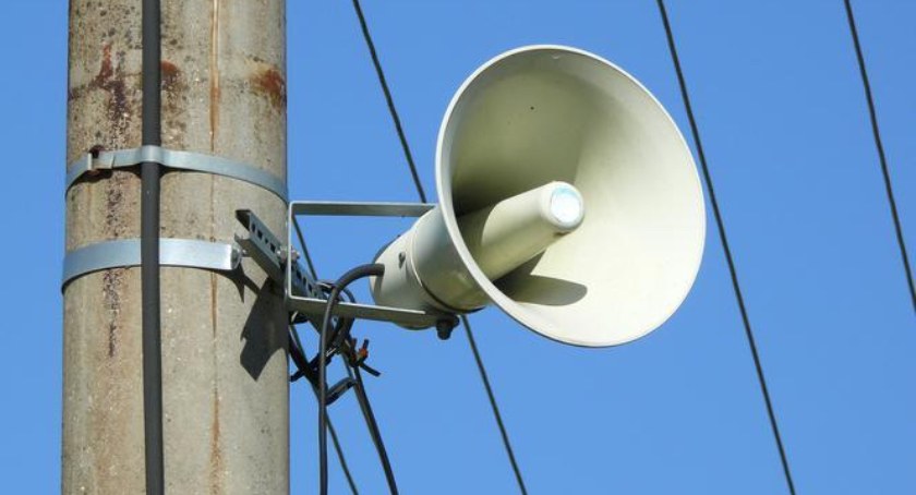 Dlaczego w Toruniu zawyły syreny alarmowe?