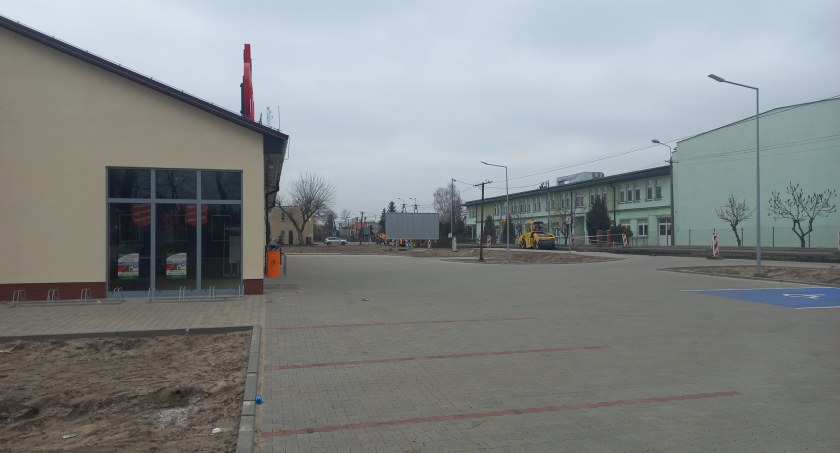Znana sieć otwiera sklep pod Toruniem. Inwestor przebuduje drogę