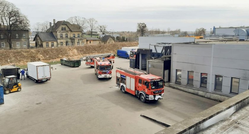 Pożar piekarni pod Toruniem. Z ogniem walczyło 13 zastępów straży