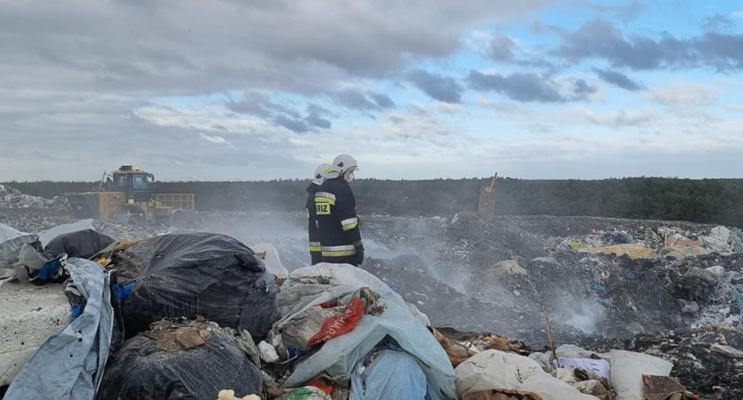 Pożar na wysypisku śmieci w Toruniu. Powietrze zostało skażone?