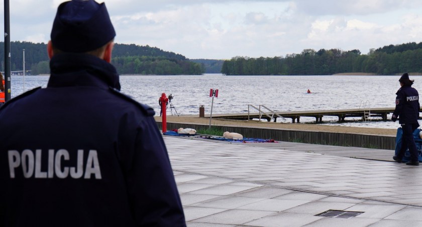 Tragedia pod Toruniem. Wywróciła się łódka z wędkarzami