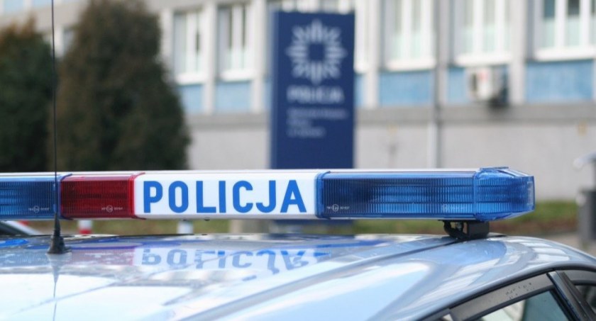 Zobaczył swoje zdjęcia w sieci i zgłosił się na komisariat w Toruniu