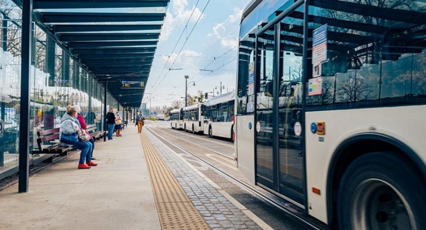 „Tajemniczy klient” w autobusach i tramwajach w Toruniu?