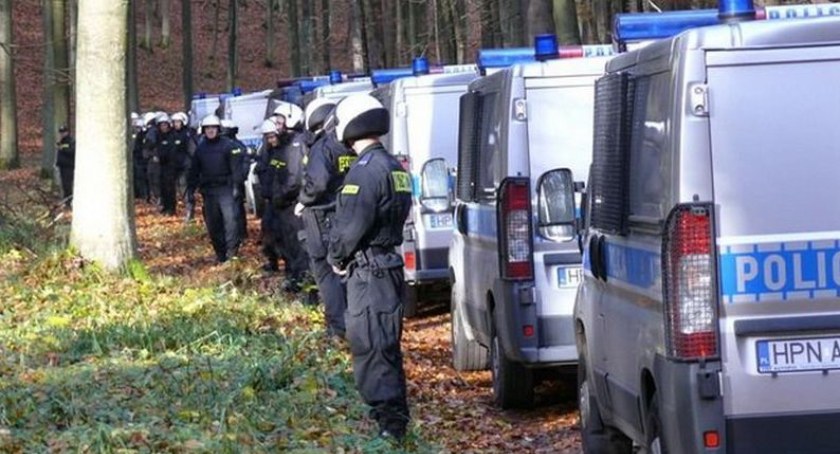 Tajemnicze zaginięcie 65-latka z Torunia. Policja publikuje jego aktualne zdjęcie