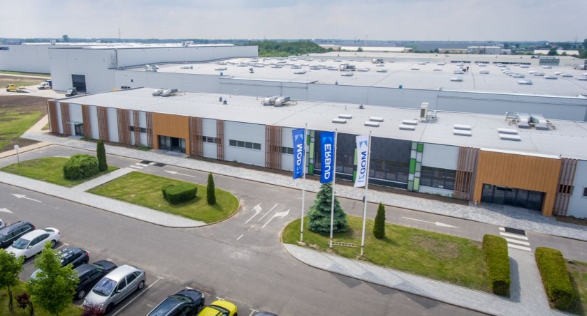 Gigant uruchamia fabrykę pod Toruniem. Ten biznes ma dać miliony