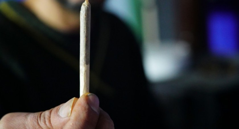 15-letni diler wpadł na „biesiadzie” w centrum Torunia