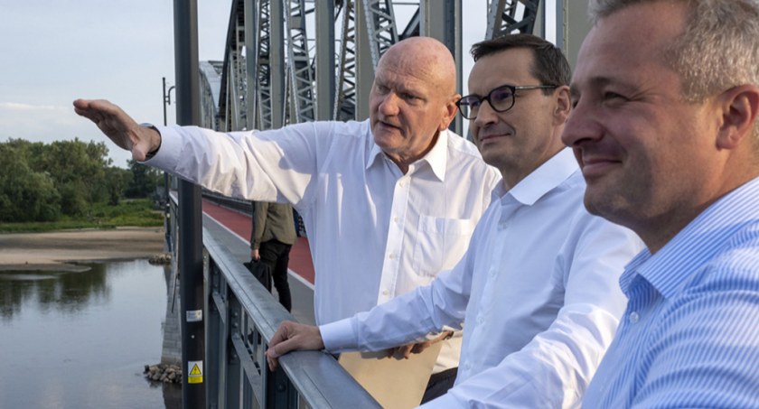 Morawiecki z wizytą w Toruniu. Nikt nie miał się o niej dowiedzieć 