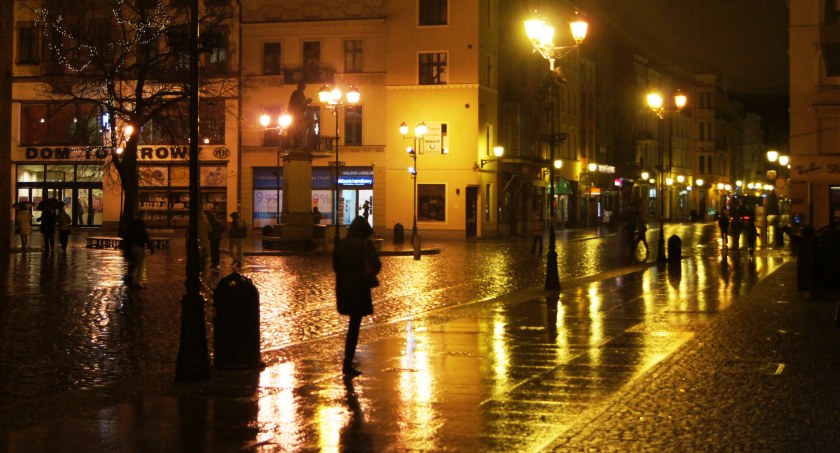 40-latek groził śmiercią obsłudze lokalu w centrum Torunia
