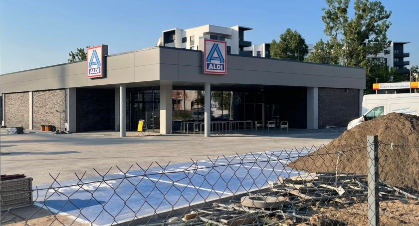 Nowy market sieci ALDI w Toruniu. Jest już prawie gotowy [ZDJĘCIA]