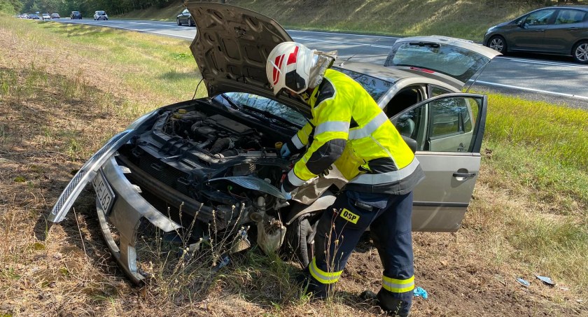 Poważny wypadek pod Toruniem. Droga zablokowana