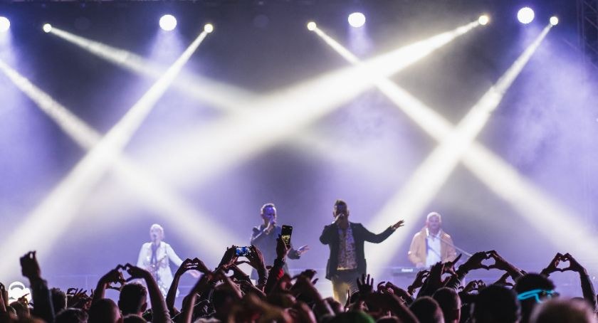 Wielkie święto pod Toruniem. Gwiazdor disco polo zaprasza do zabawy