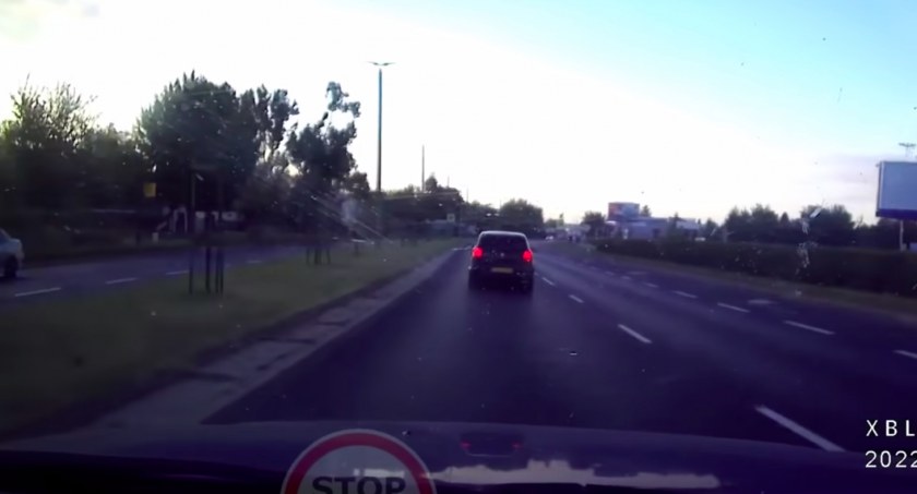 Stop Cham. Bezmyślny manewr w miejscu, gdzie doszło do tragedii [WIDEO]