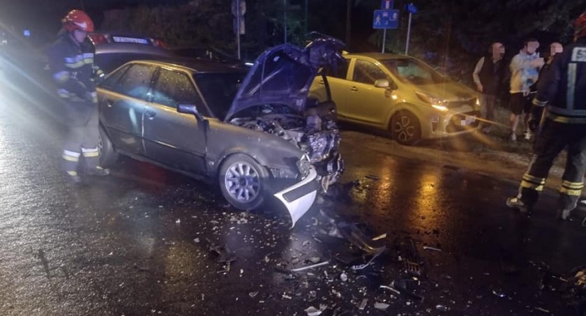 Poważny wypadek pod Toruniem. Pijany kierowca staranował auta