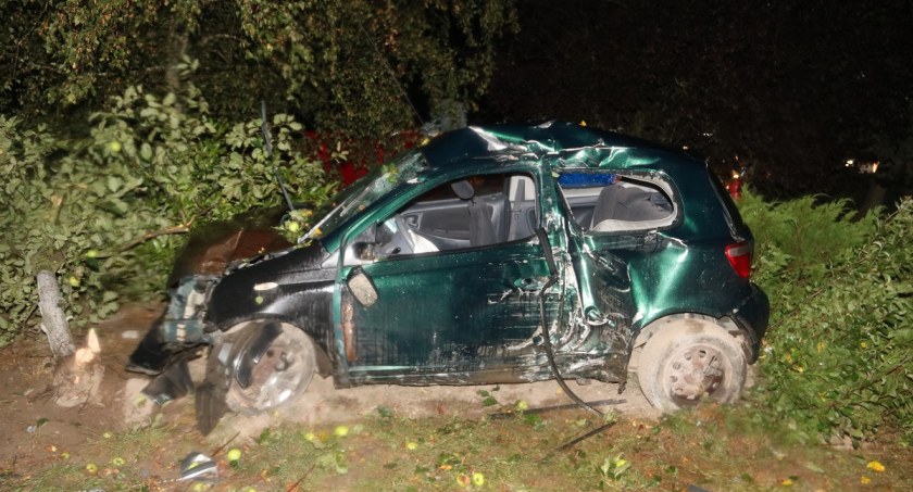 Śmiertelny wypadek w okolicach Torunia. Zginął młody kierowca