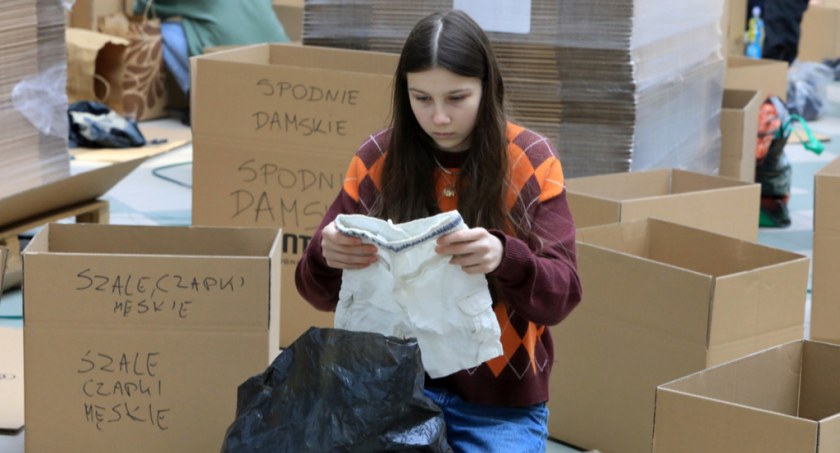 Skandal w Toruniu. Okradziono magazyn Toruńskiego Sztabu Pomocy Ukrainie