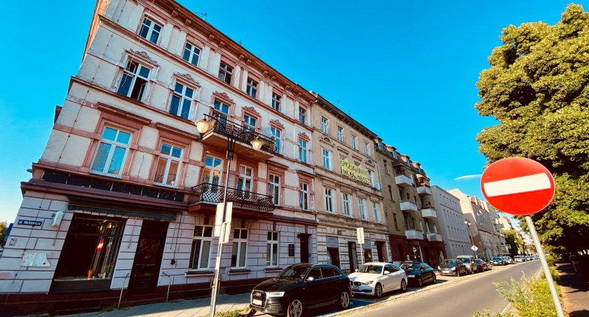 Zabytkowe kamienice w Toruniu mogą zmienić się w „akademik”