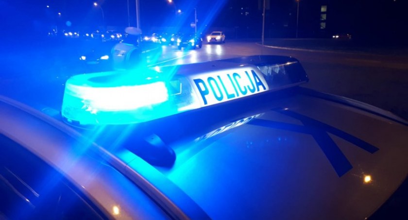 Demolka na parkingu w Toruniu. 33-latek miał ponad trzy promile