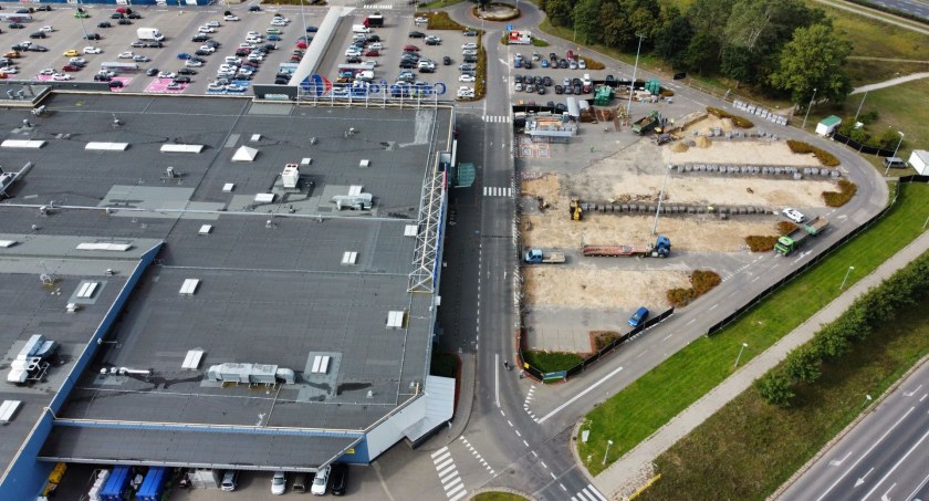 Hub handlowy w Toruniu będzie jeszcze większy. W obiekcie pojawią się zagraniczne marki