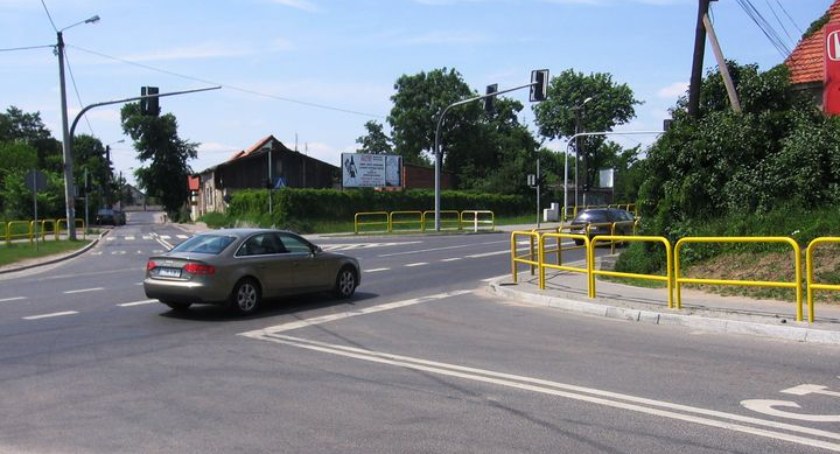 Koniec koszmaru kierowców. Dwa skrzyżowania pod Toruniem do przebudowy
