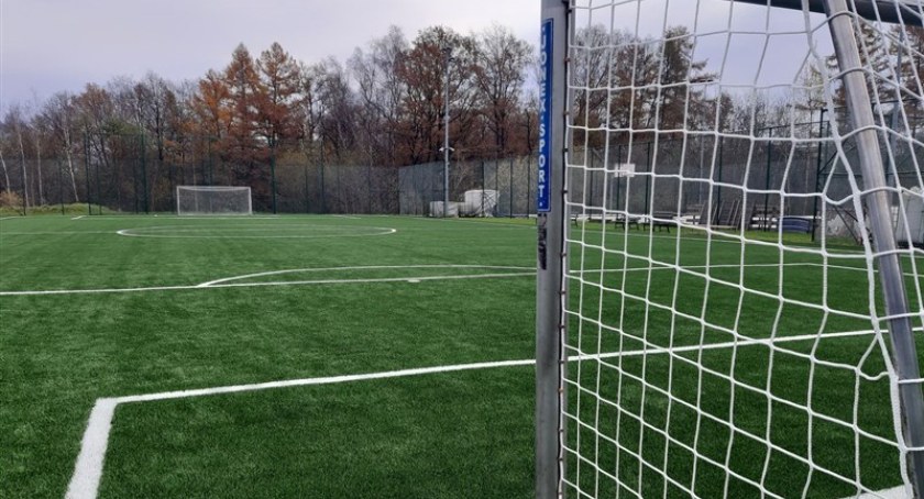 Kolejne opłaty na orlikach w Toruniu. Znamy szczegóły