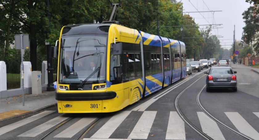 MZK szuka oszczędności. Do tramwajów wsiądzie mniej pasażerów