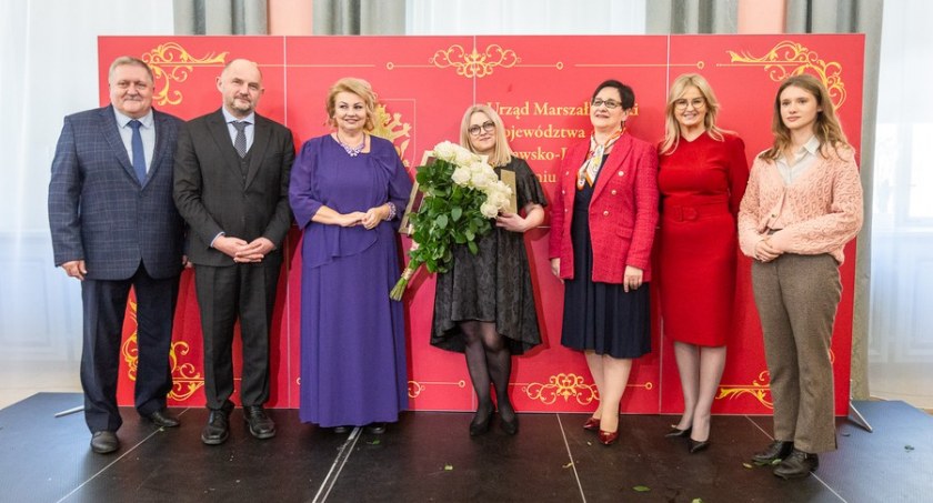Nauczycielka z liceum w Toruniu została Kujawsko-Pomorskim Liderem Edukacji