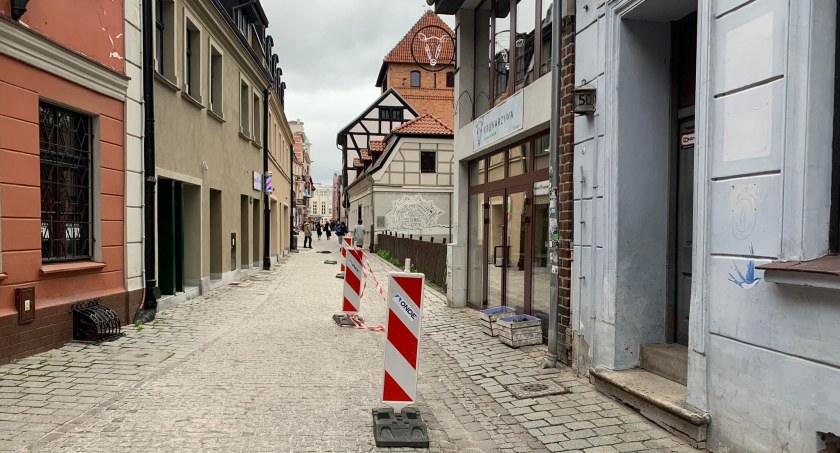 Upadła kolejna knajpa w centrum Torunia. Przegrała z inflacją