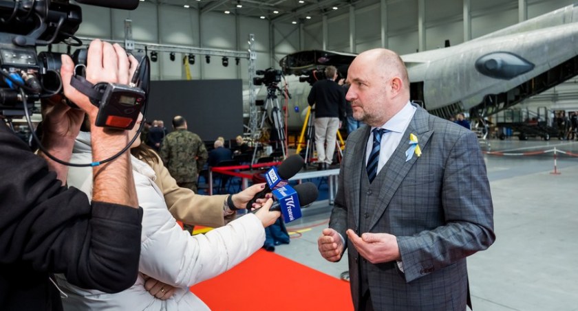 Myśliwce F-16 będą serwisowane w naszym województwie