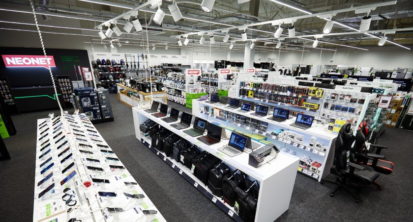 Wielkie otwarcie NEONET w Toruniu. Pierwsi klienci dostaną 100 zł
