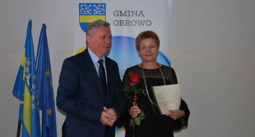 Nauczyciele z gminy Obrowo otrzymali nagrody za wzorową pracę