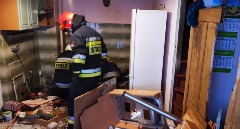 Wybuch pieca w Toruniu. Strażacy ewakuowali sąsiadów