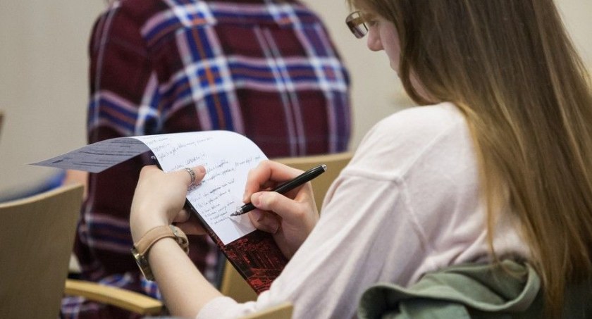 Wsparcie dla osób dotkniętych przemocą w rodzinie