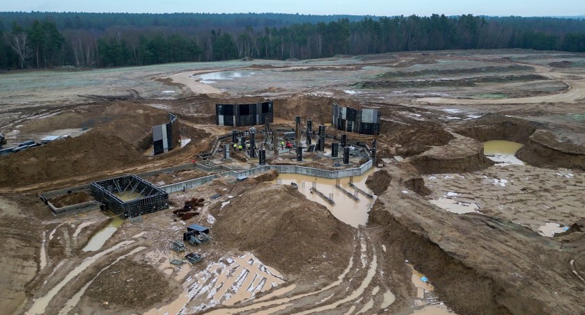 Budowa parku Hossoland w Brojcach trwa [FOTO]