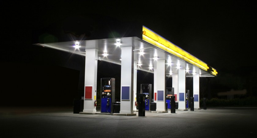 Węgrzy przejęli stację w Toruniu. Będą dostarczać paliwo premium