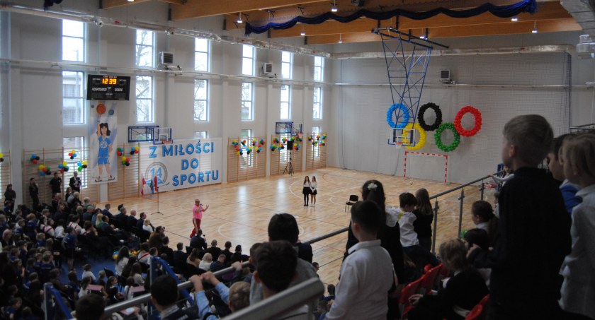 Nowa sala gimnastyczna w Toruniu oficjalnie otwarta. Kosztowała fortunę