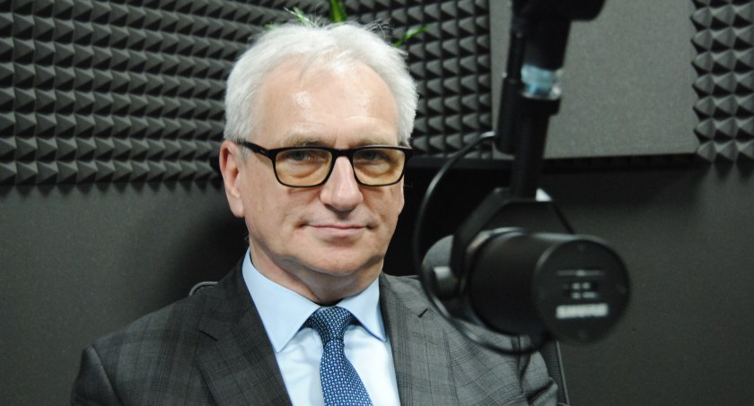 Marek Olszewski – starosta, który odebrał historyczną nagrodę dla Powiatu Toruńskiego