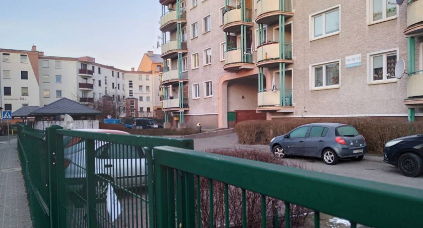 Atak nożownika w Toruniu. Napastnik niczego nie pamięta